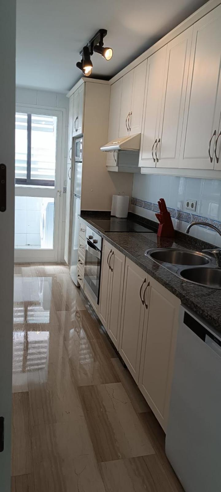 Apartamento Carvajal 50 M Playa Фуэнхирола Экстерьер фото